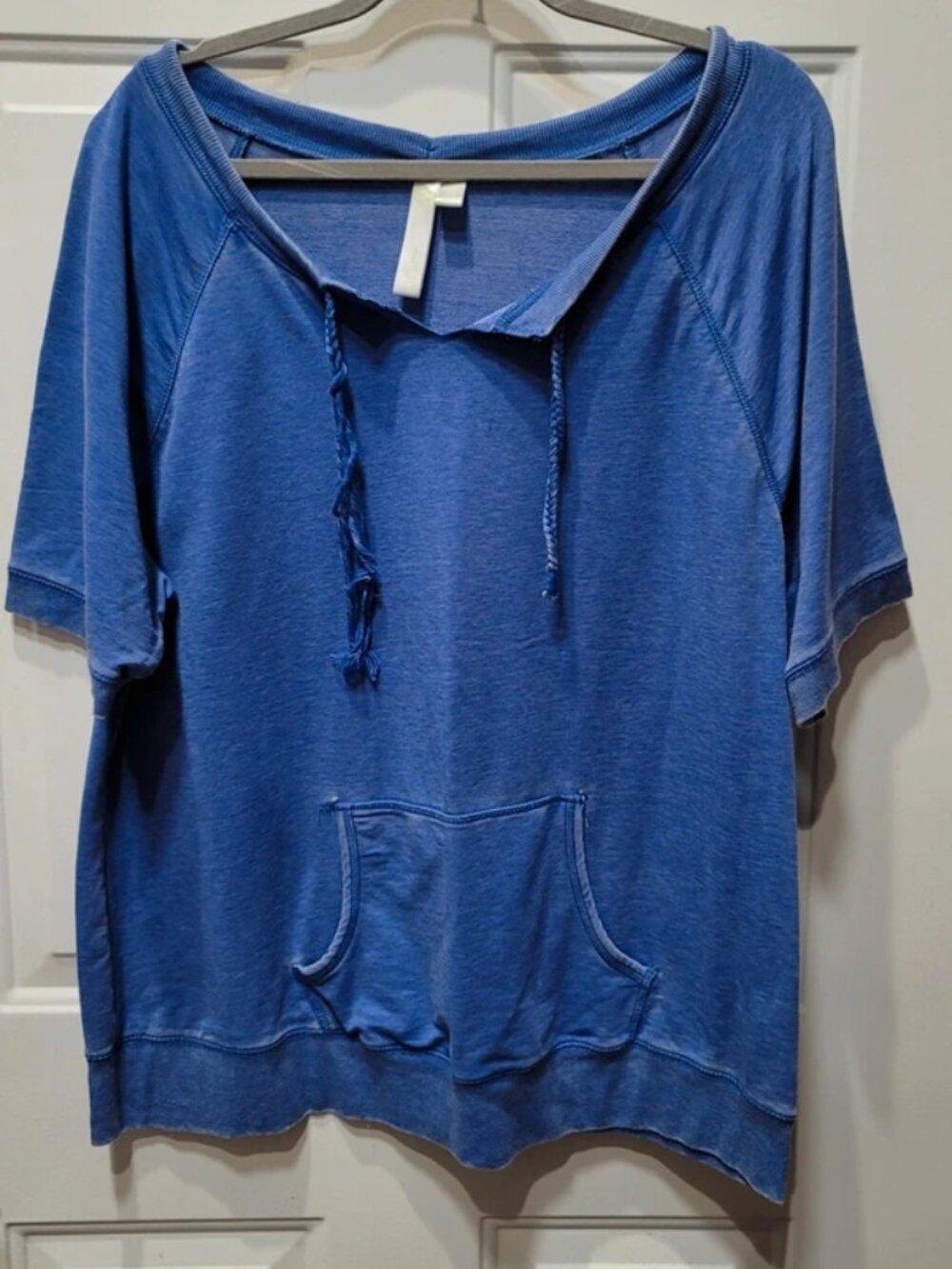Green Tea Brand, Beautiful Periwinkle Blue Acid Wash Short Sleeve Sweatshirt XXL